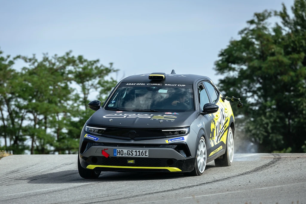 Formula E Meets Electric Rally: Sophia Flörsch to Compete in the ADAC Opel GSE Rally Cup